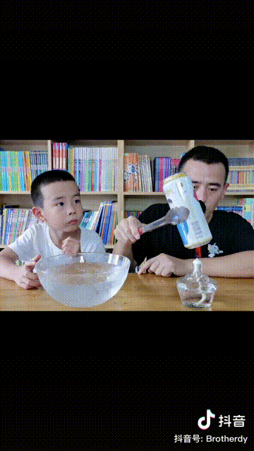 7ANVKzUd0EiOyIV3CNGWiA==.gif 1天涨粉107w!一招教你轻松涨粉!